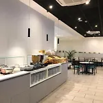 Aldebaran & Restaurant ホテル