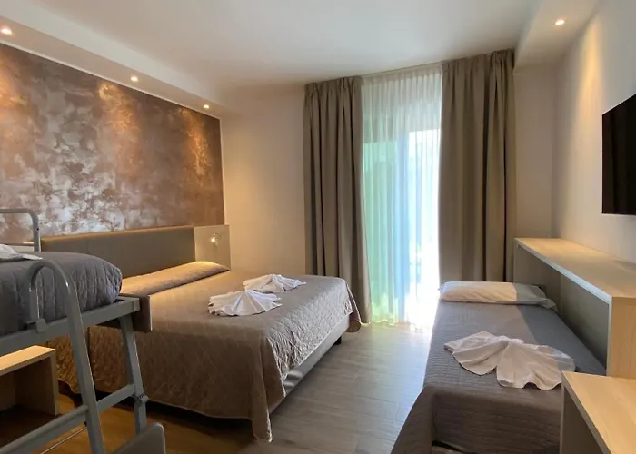 מלון Aldebaran & Restaurant 3*