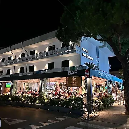 Hotel Aldebaran & Restaurant 3*