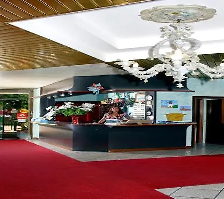 فندق Aldebaran ليدو دي يسولو