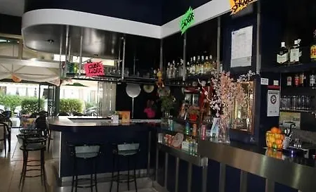 ホテル Aldebaran & Restaurant 3*